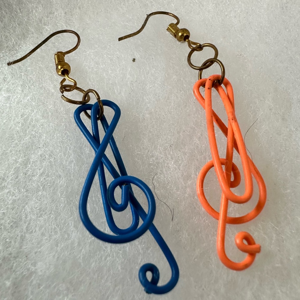 Paper clip Music Note Earrings
